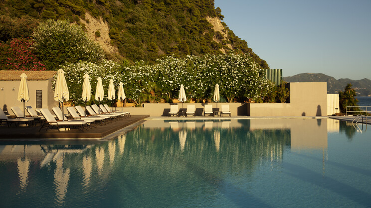 Domes of Corfu, Autograph Collection